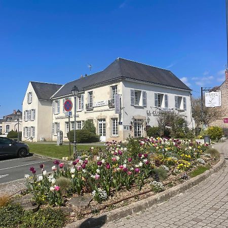 Hôtel la Capitainerie Châteauneuf-sur-Loire Exterior foto